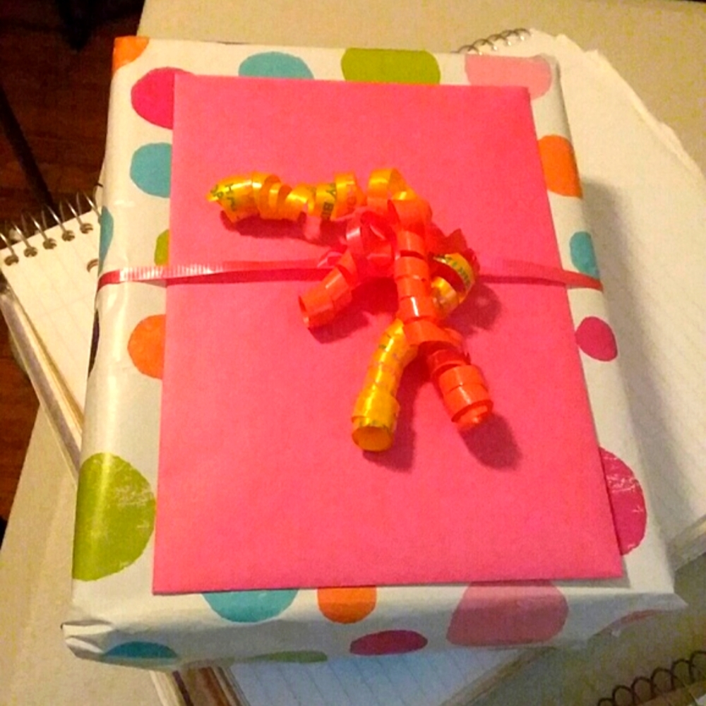🎁Custom Gift Wrapping with Every Purchase💖🎁 - Picture 5 of 10